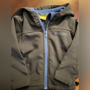 Boys spring/fall coat Mountain Warehouse Size 2-3